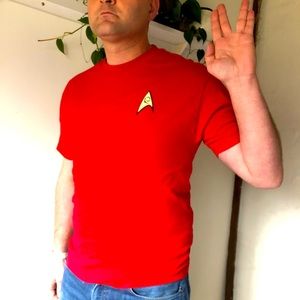 Star Trek Red Shirt T-Shirt (L)